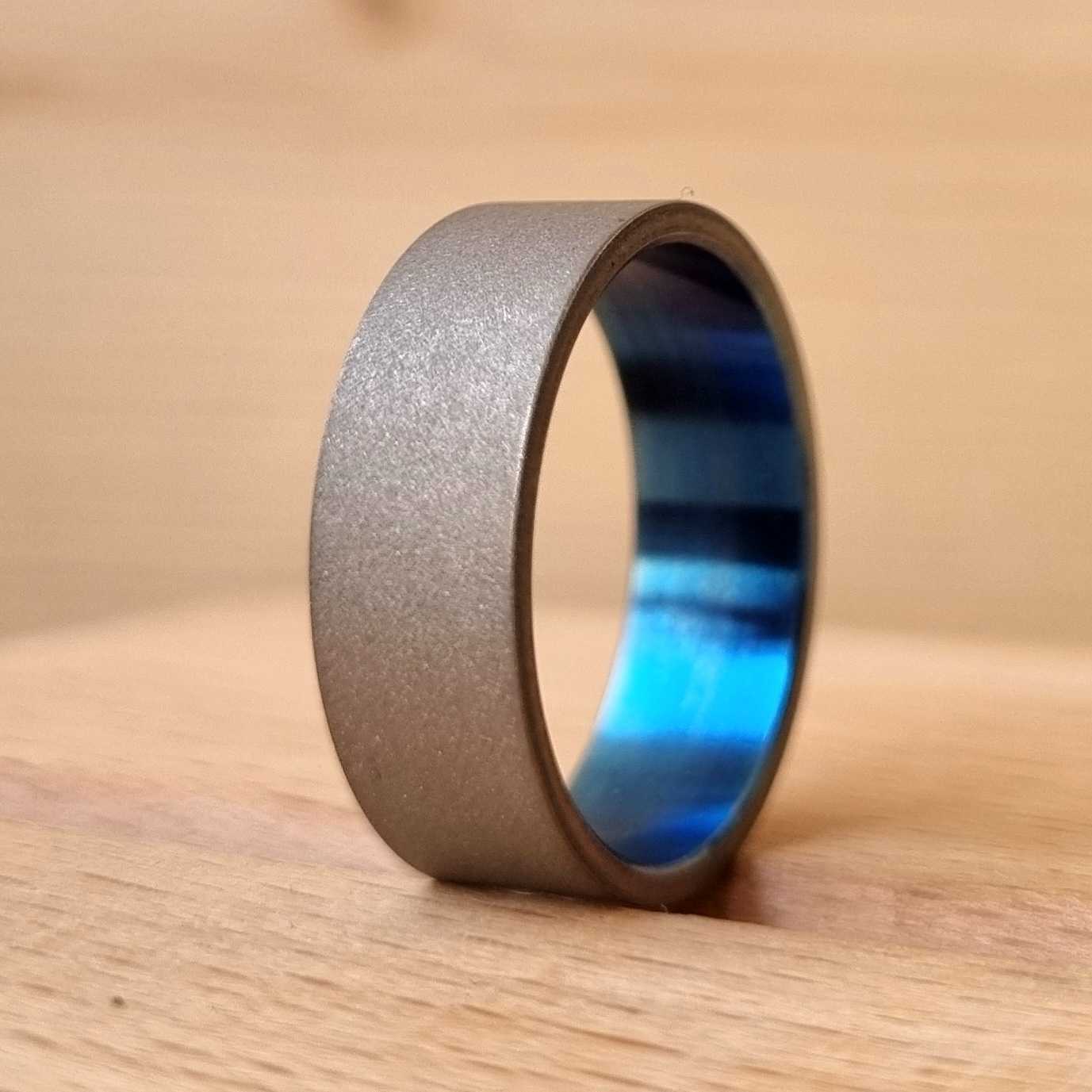 Addon aus Titan "Unterschiedlich" 44 - Grösse 58