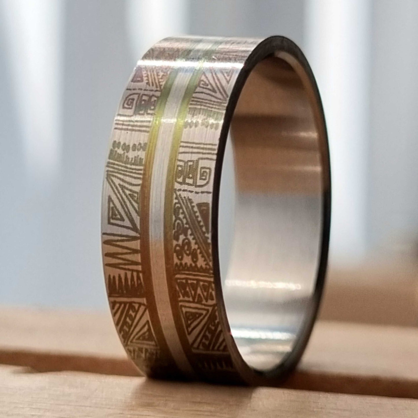 Addon en titane "différent" 86 - Taille 58