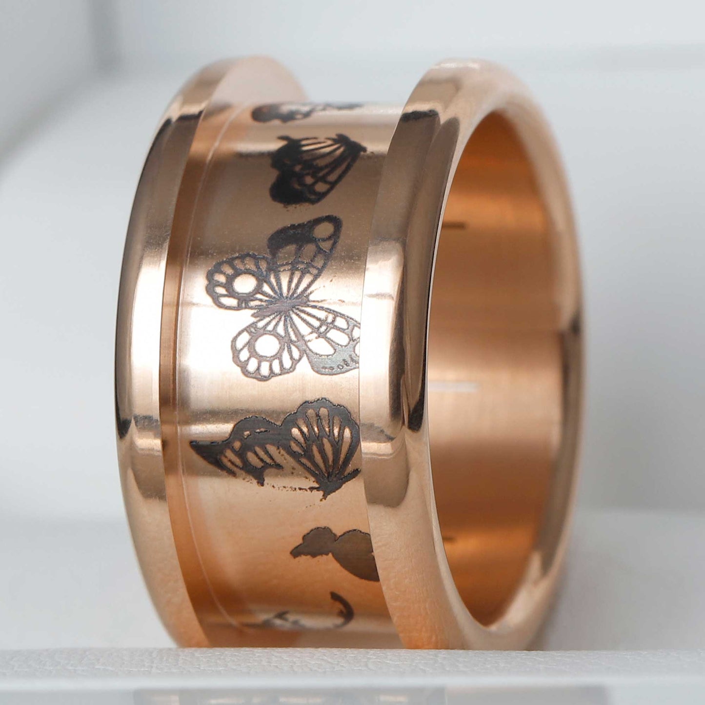 Base "différente 8" gold papillon - Taille 54