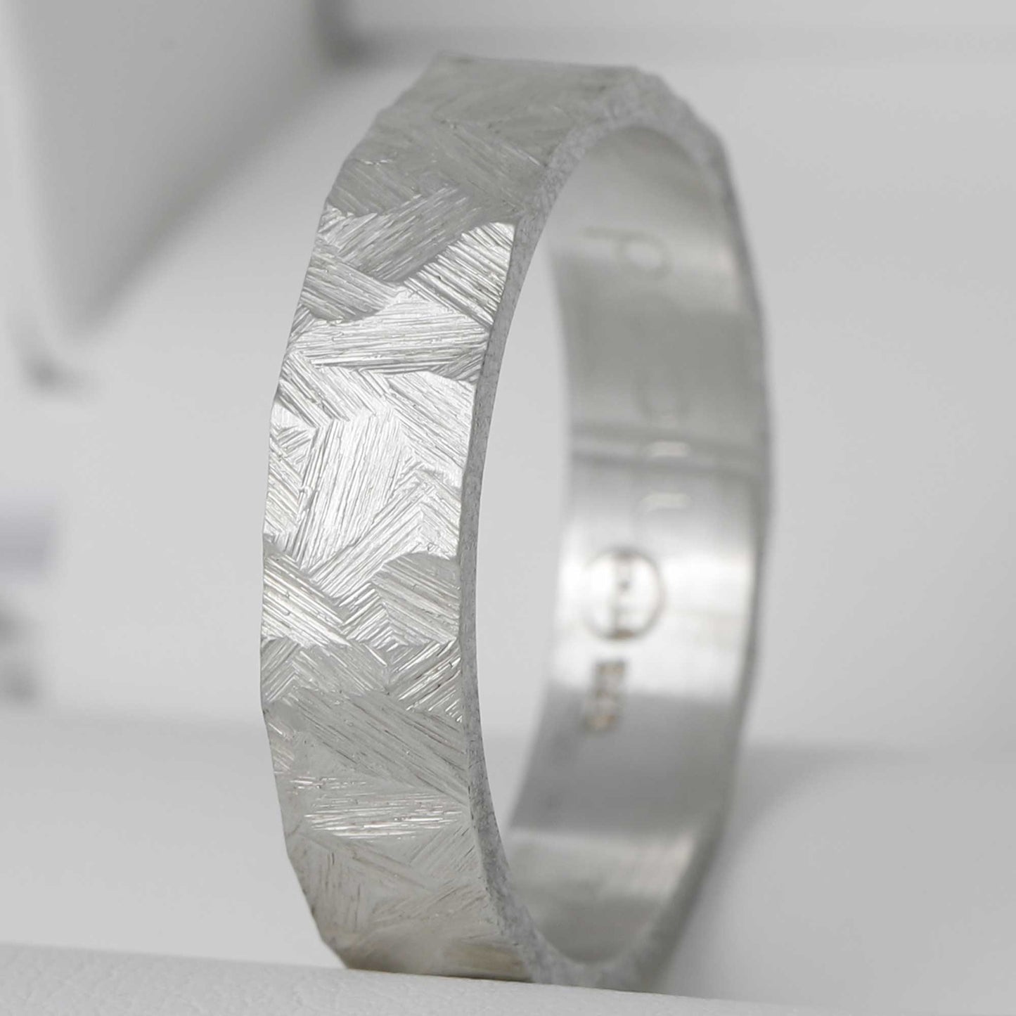 Anneau (Addon deux tiers) en argent "Paillettes" taille 56 - Seconde main