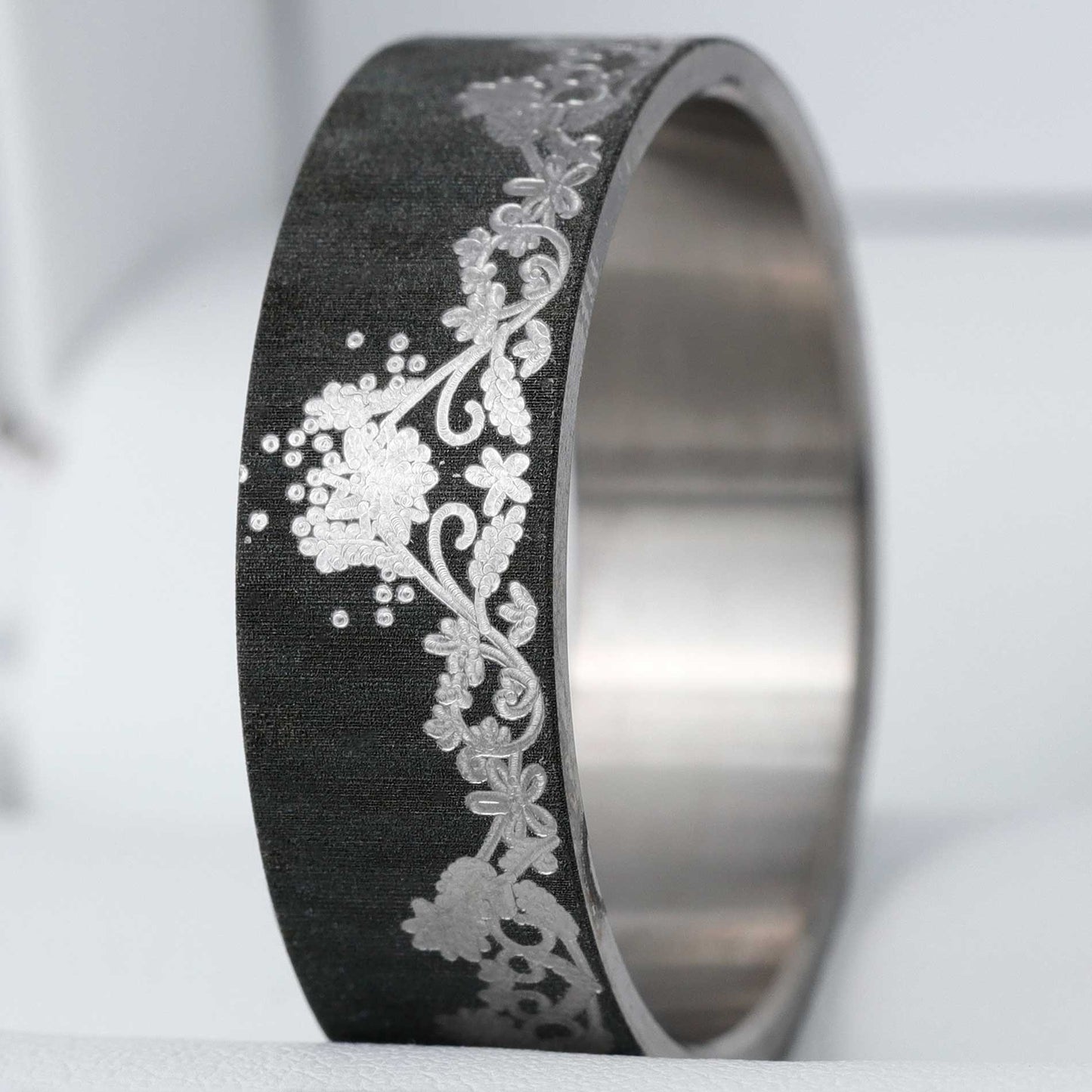 Addon aus Titan "Unterschiedlich" 37 - Grösse 62