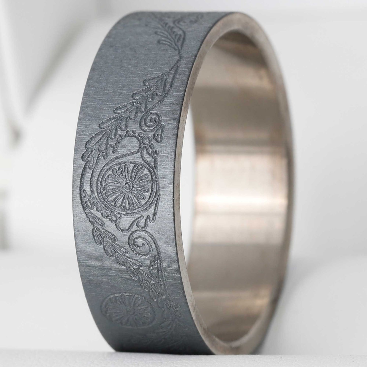 Addon aus Titan "Unterschiedlich" 37 - Grösse 62