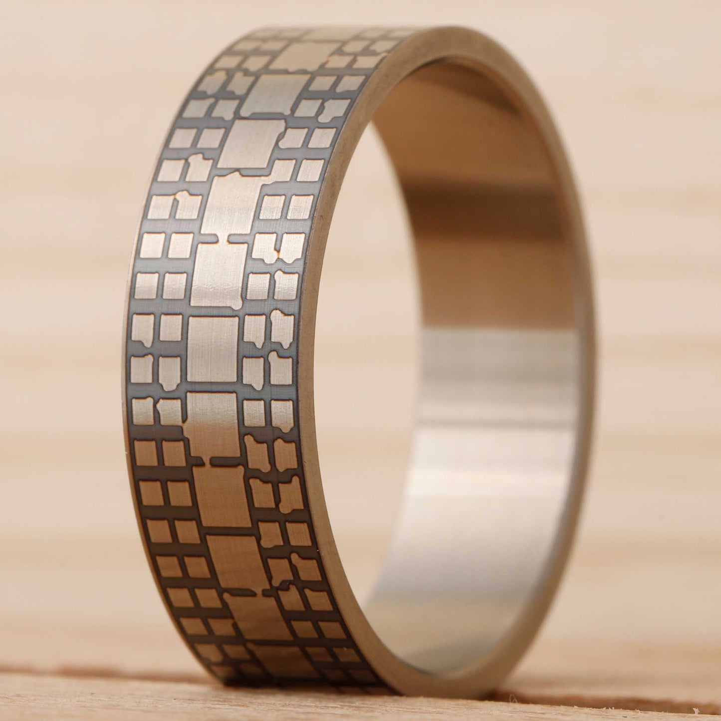 Addon aus Titan "Unterschiedlich" 37 - Grösse 62