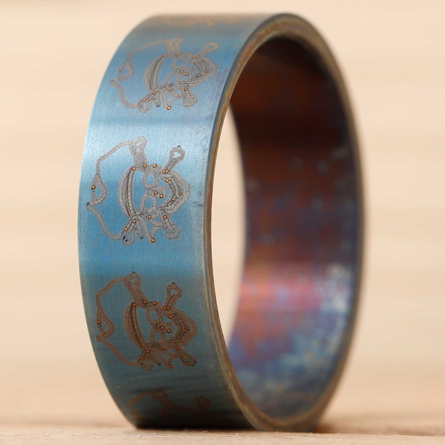 Addon en titane "différent" 80 - Taille 58