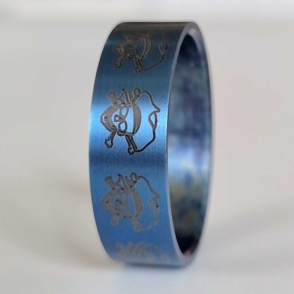 Addon aus Titan „Die Unterschiedlichen“ - Grösse 64