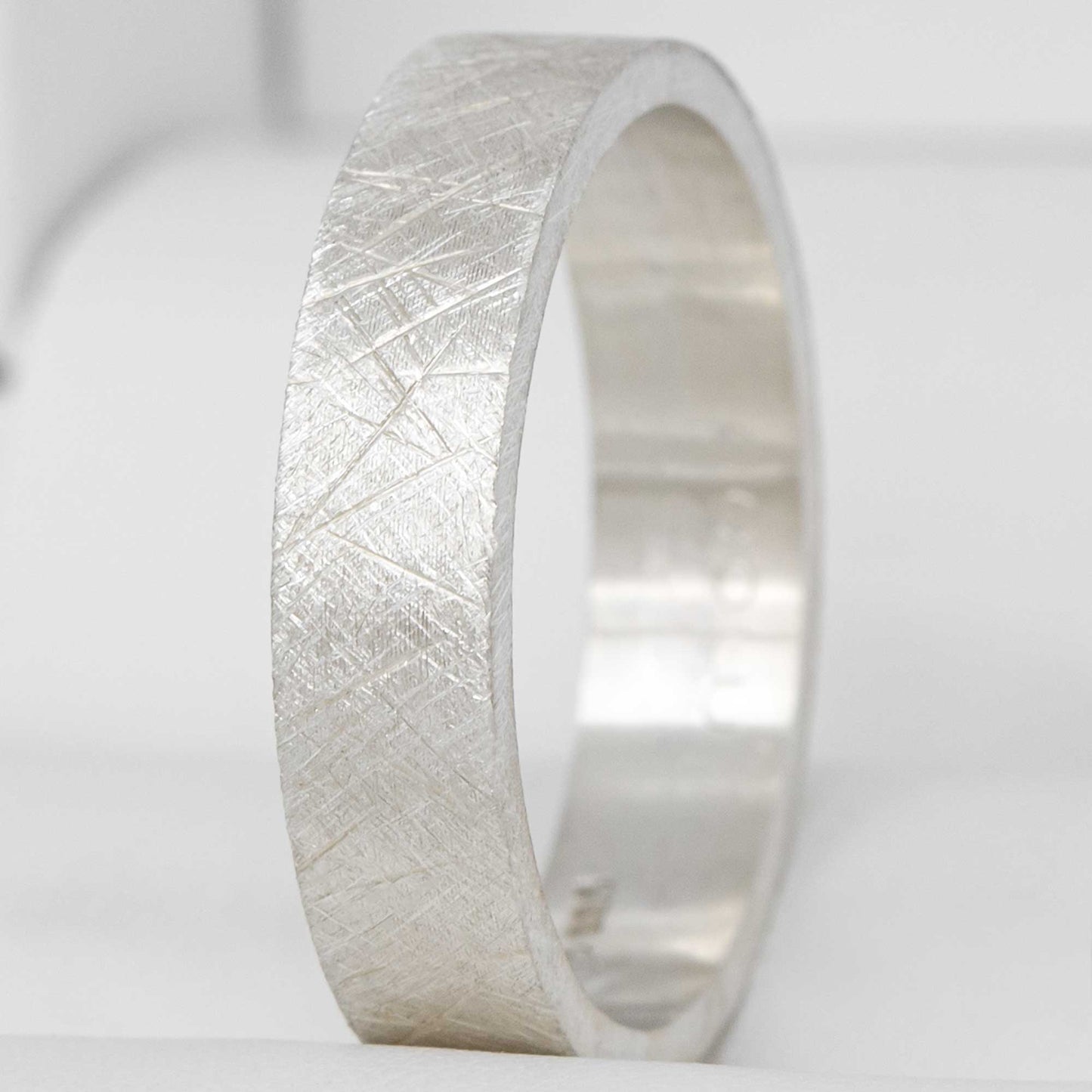 2/3 Addon aus geknittertem Silber 56 - Secondhand