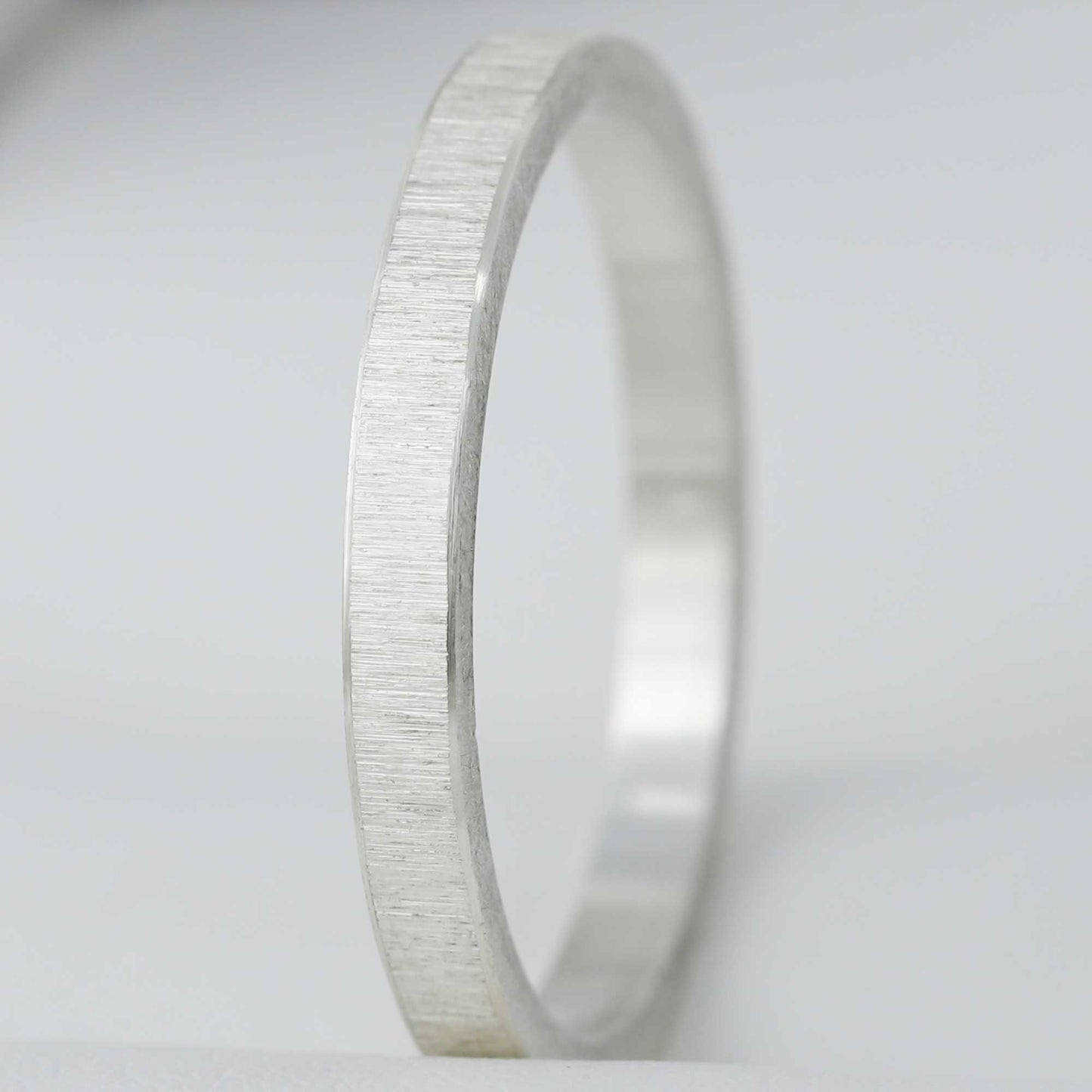 Anneau fin (Addon medium) en argent "froissé" 56 - Seconde main