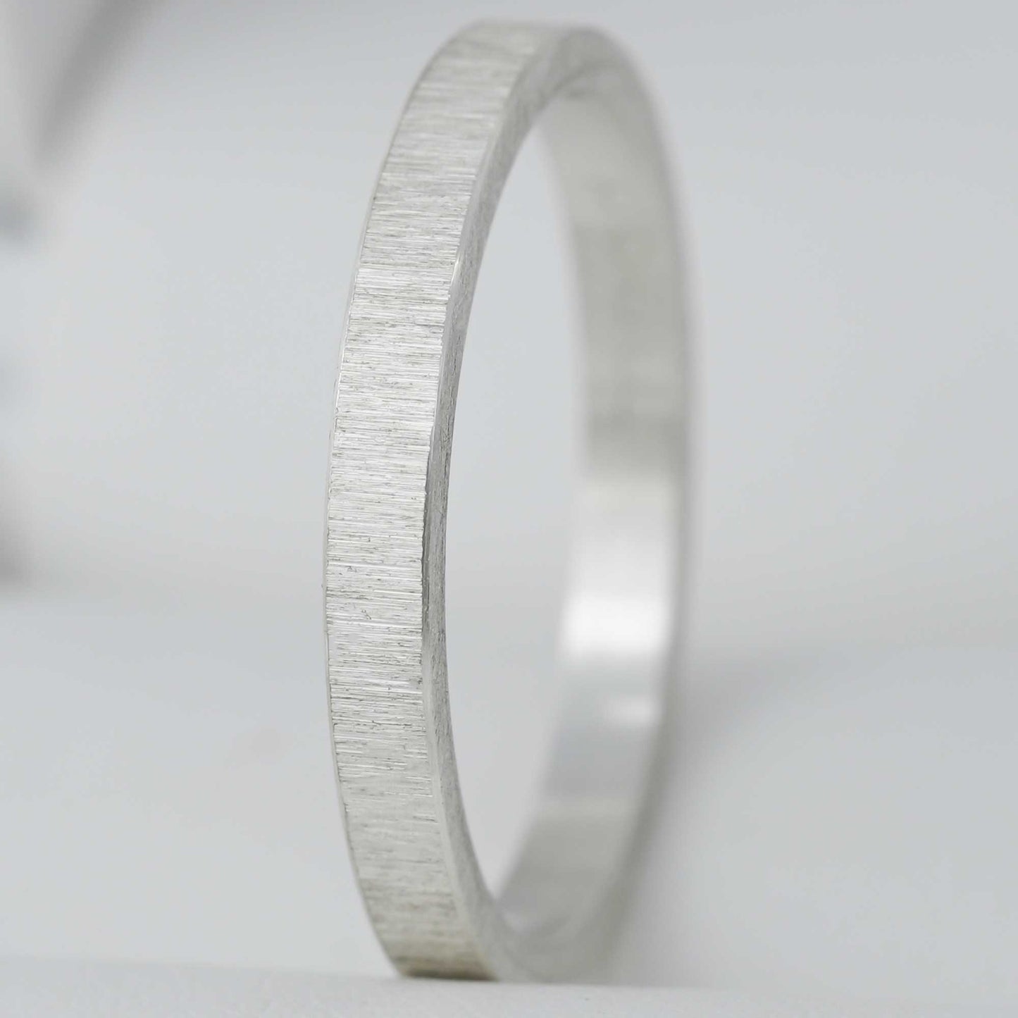 Anneau fin (Addon medium) en argent "froissé" 56 - Seconde main