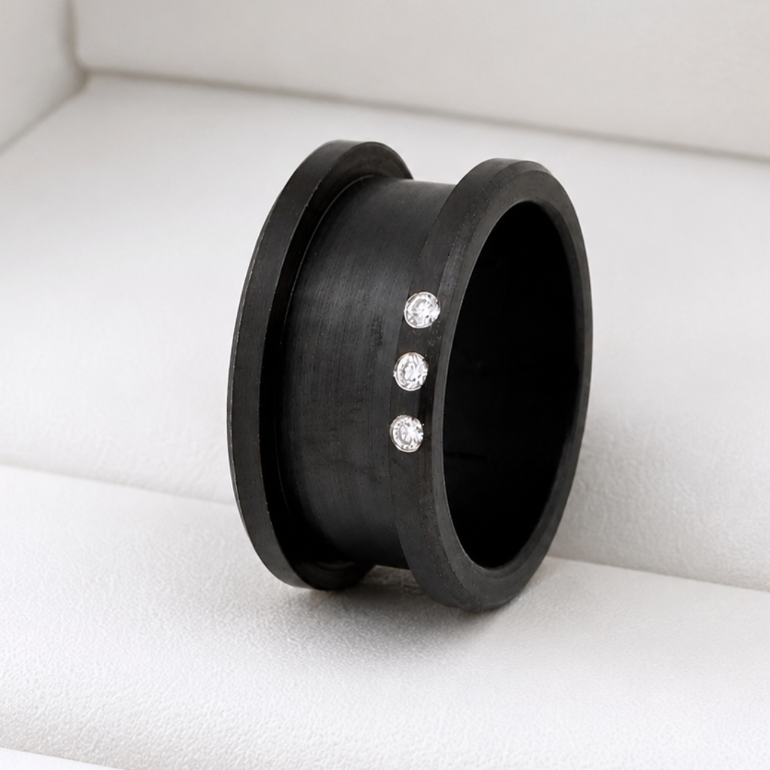 Base small en acier black sertie de 3 diamants 1.6mm taille 54- Seconde main