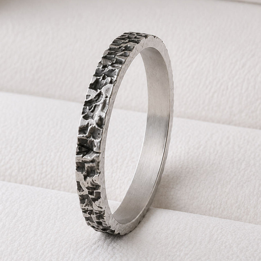 Anneau fin (Addon medium) en argent "rock" taille 56 - Seconde main
